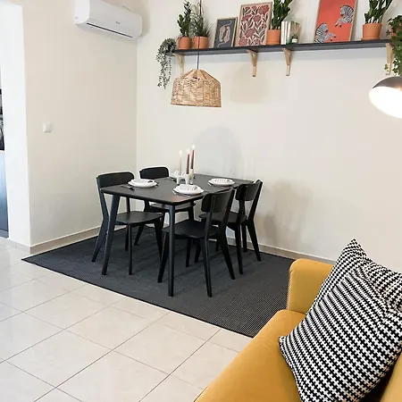 Spacious, Near & Easy Parking - By Solstad Apartamento