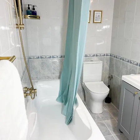 Apartamento Spacious, Near & Easy Parking - By Solstad Cavala