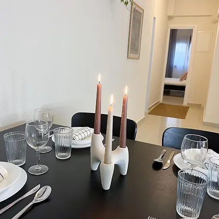 Spacious, Near & Easy Parking - By Solstad * Cavala