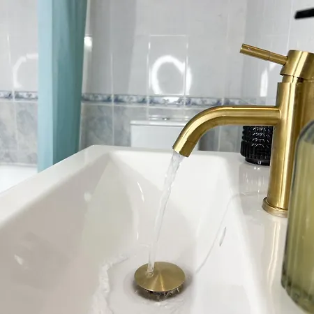 Spacious, Near & Easy Parking - By Solstad * Cavala