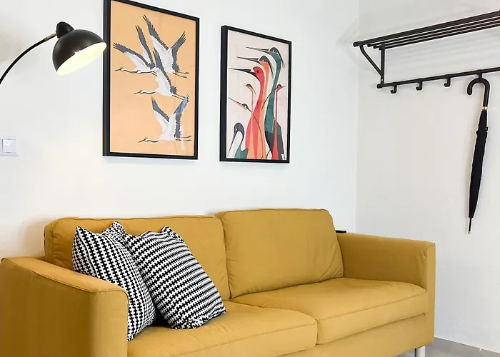 Spacious, Near & Easy Parking - By Solstad * Kavala
