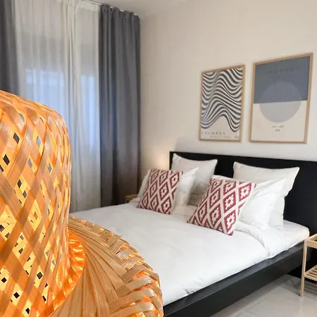 Appartamento Spacious, Near & Easy Parking - By Solstad *