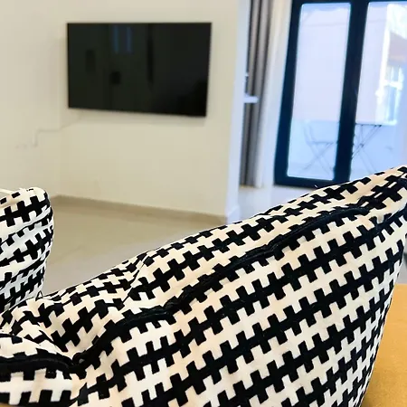 Spacious, Near & Easy Parking - By Solstad