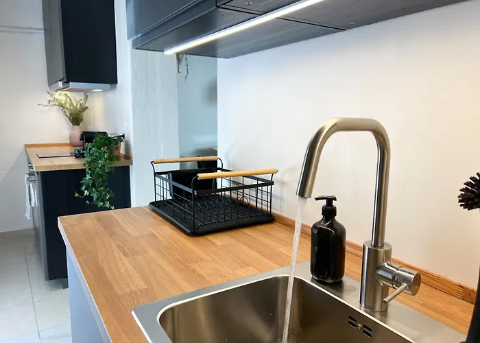 Spacious, Near & Easy Parking - By Solstad Καβάλα