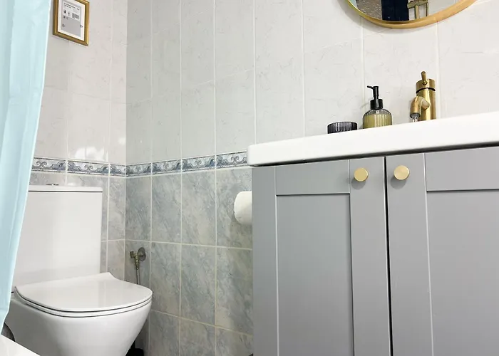 Διαμέρισμα Spacious, Near & Easy Parking - By Solstad